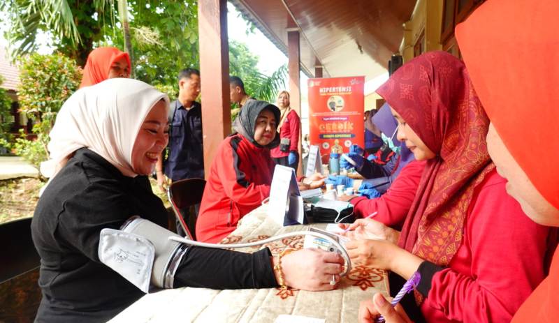 Ketua BKOW Sumsel Lidyawati Cik Ujang Dorong Pelajar Palembang Deteksi Dini Penyakit Jantung dan Bahaya Rokok