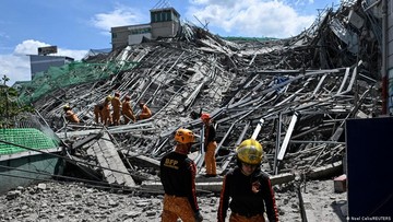 Gedung 9 Lantai di Angeles City Filipina Ambruk, Belasan Korban Masih Terjebak di Reruntuhan