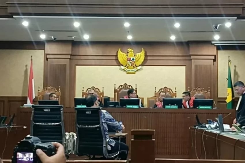 21 Tokoh Masyarakat Serahkan Amicus Curiae ke Pengadilan Tipikor untuk Perkara Chromebook Nadiem Makarim