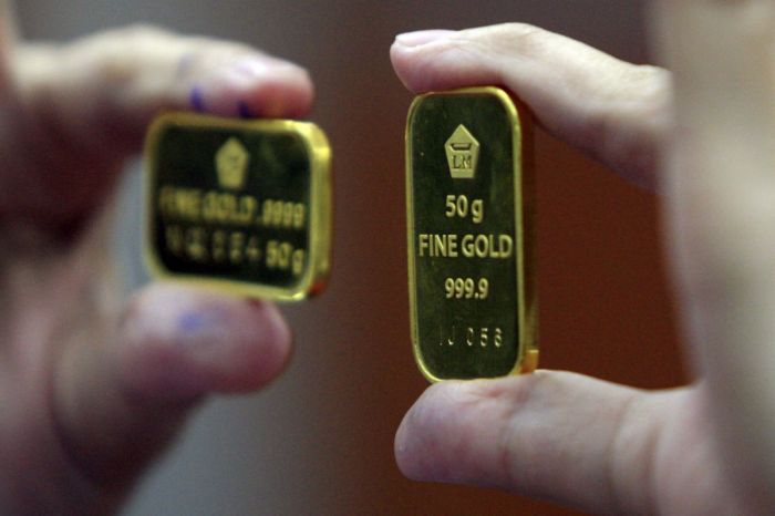 Harga Emas Antam Tembus Rekor Rp2,8 Juta per Gram, Buyback Ikut Terbang
