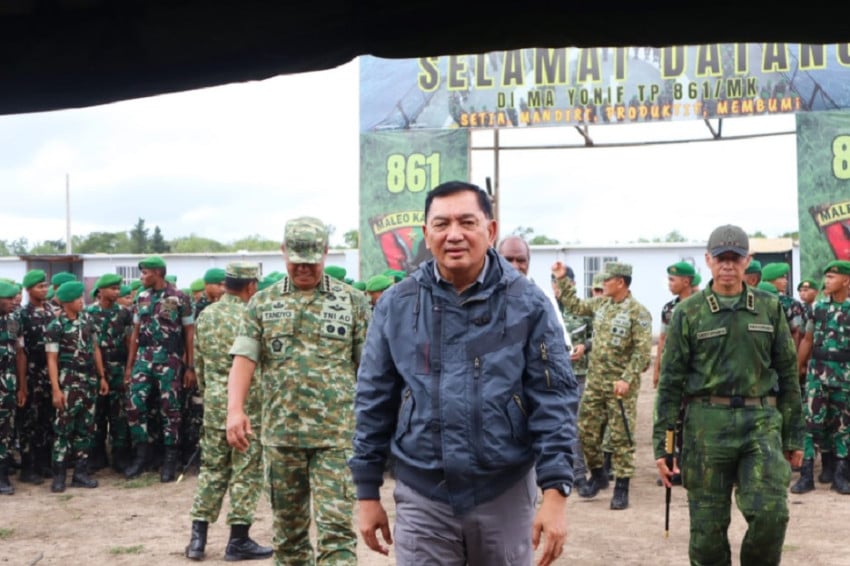 Menhan Sjafrie Ingatkan Prajurit di Merauke: Operasi Militer Dibayar Uang Rakyat, Jaga Hati Warga