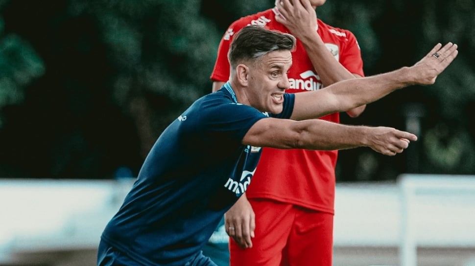 John Herdman Ubah DNA Timnas Indonesia: Bek Tengah Ikut Menyerang, Tak Lagi Andalkan Striker Murni