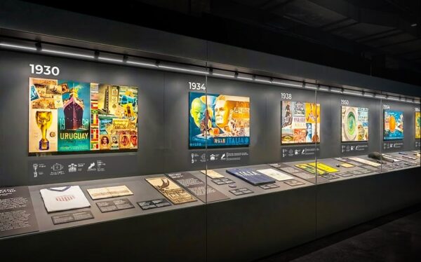 Pameran Immersive Piala Dunia 2026 Hadir di Rockefeller Center, Trofi Bersejarah Bisa Dilihat Gratis