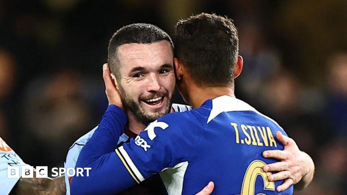 Legenda Brasil Silva Peringatkan Ancelotti soal Bahaya McGinn di Laga Uji Coba Lawan Skotlandia