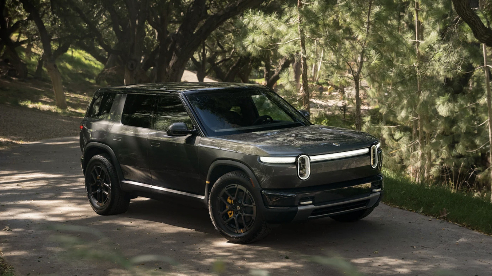 Rivian R2 Resmi Meluncur 9 Juni, Jarak Tempuh 330 Mil Kalahkan Tesla Model Y Terbaru