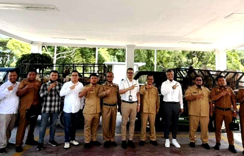PT Angkasa Pura Aviasi Serahkan 14 Ekor Hewan Kurban untuk Warga Ring-1 Bandara Kualanamu