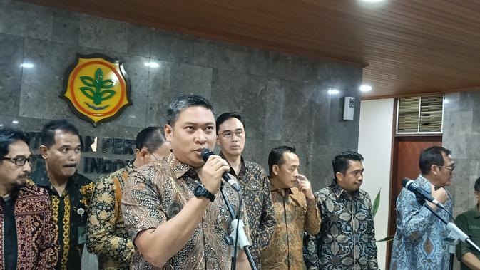 139 Pabrik Sawit Beli TBS di Bawah Harga Acuan, Wamentan Minta Kepala Daerah Turun Tangan