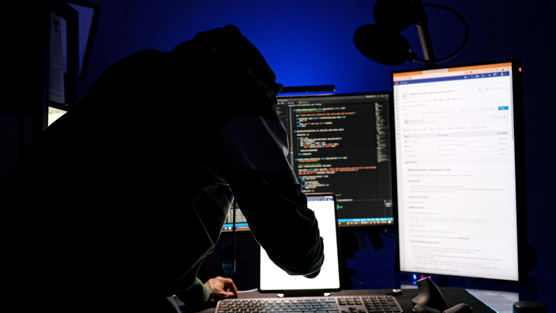 Serangan Malware TrapDoor Incar Dompet Kripto Developer Solana, Sui, dan Aptos lewat Paket Palsu