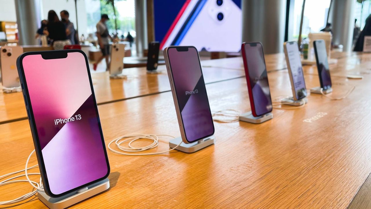 Apple Naikkan Nilai Tukar Tambah iPhone dan MacBook, Harga Android Justru Dipangkas