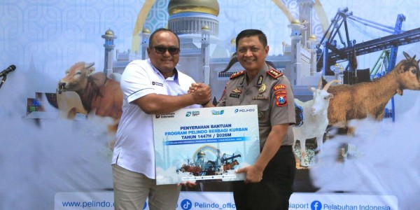 Pelindo Regional 3 Sub Regional Jawa Salurkan 127 Ekor Hewan Kurban, 39 Ekor untuk Warga Sekitar Tanjung Perak
