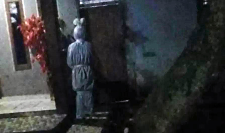 Polsek Cibinong Selidiki Teror Pocong di Kelurahan Sukahati, Warga Diteror Sosok Mirip Pocong Dini Hari
