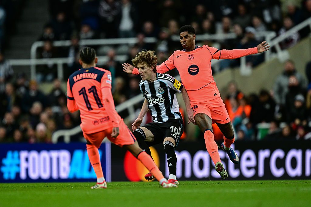 Barcelona Unggulkan Gordon, Masa Depan Rashford di Camp Nou Makin Samar