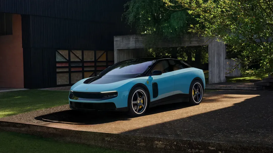 Lamborghini Pilih Jalur Plug-In Hybrid, CEO Nilai Pasar Belum Siap untuk Supercar Listrik Murni