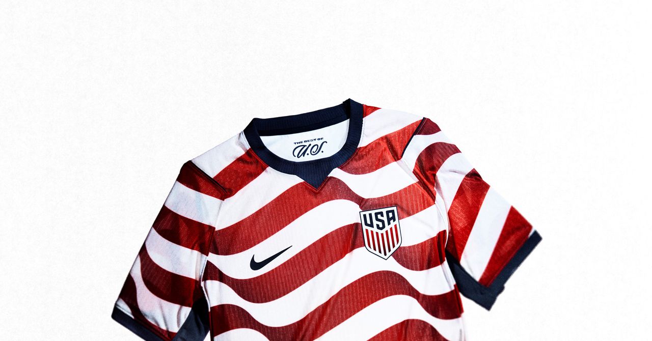 Nike Bikin Jersey Piala Dunia dari Daur Ulang Kimia, Tapi Ini Bukan Solusi untuk Sampah Fashion Global