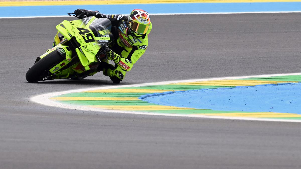 Dominasi Pembalap Italia di Practice MotoGP Italia 2026: Diggia Tercepat, Marc Marquez Langsung ke Q2
