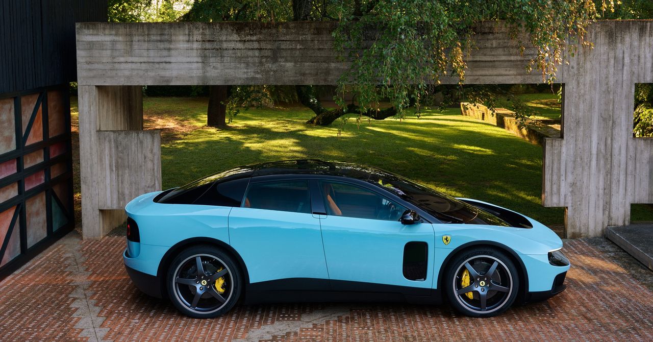 Ferrari Luce, Mobil Listrik Perdana Cavallino Rampante, Dihujat Mantan Bos hingga Senator Italia