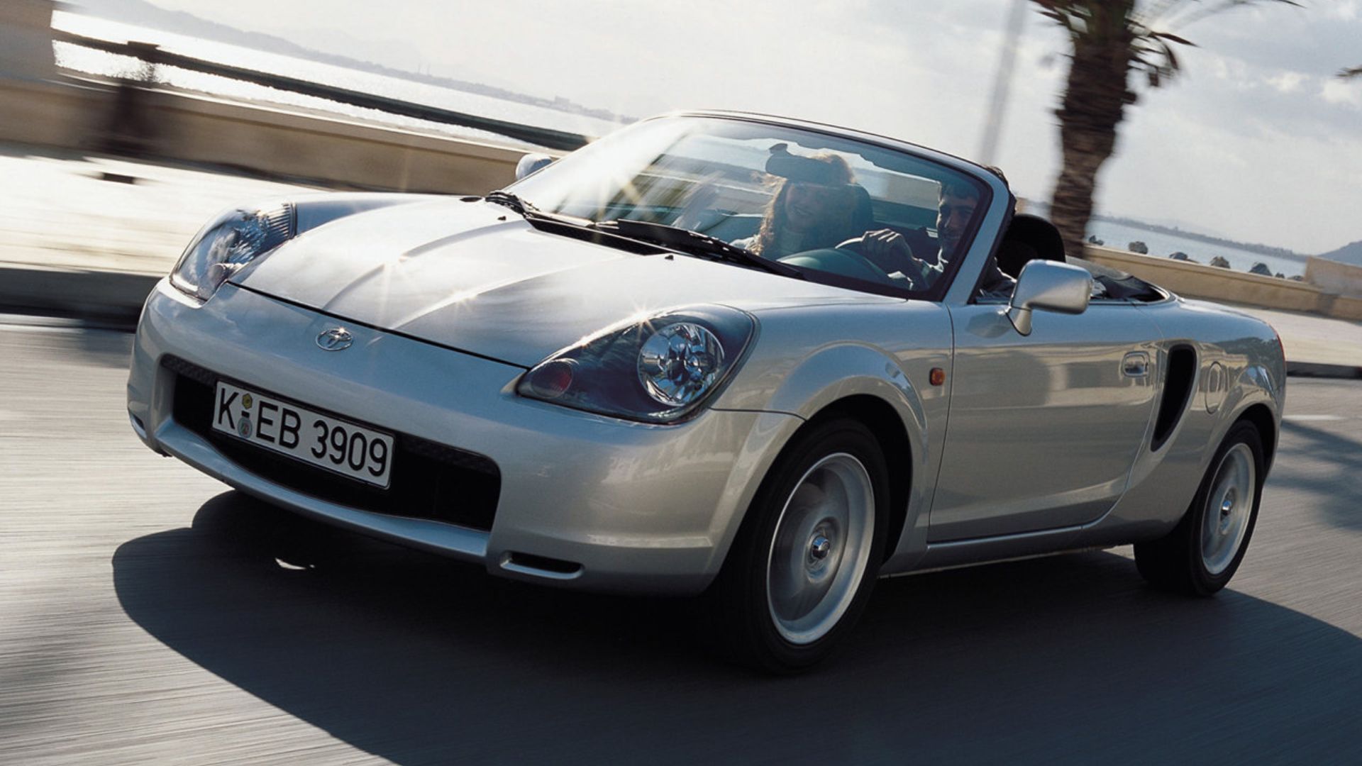 Mazda MX-5 Miata, Mobil Sport Jepang Ringan yang Pemiliknya Ogah Jual
