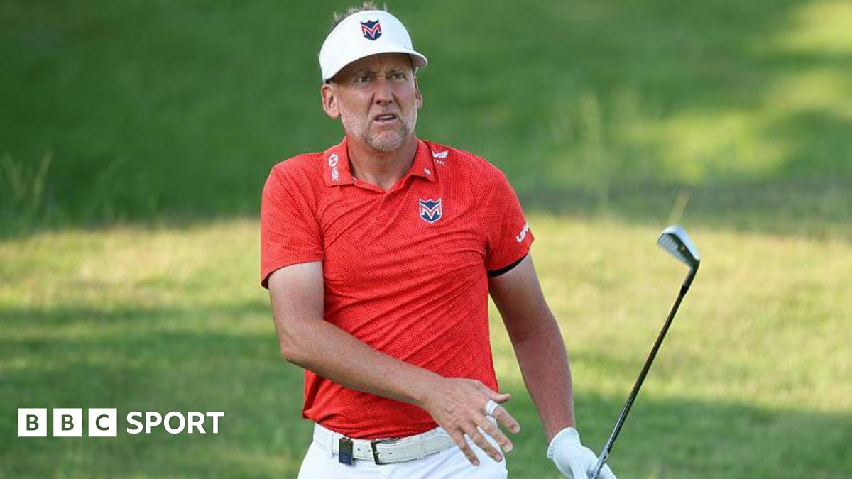 Cedera Konyol Ian Poulter: Robek Meniskus Akibat Melompat Dua Anak Tangga