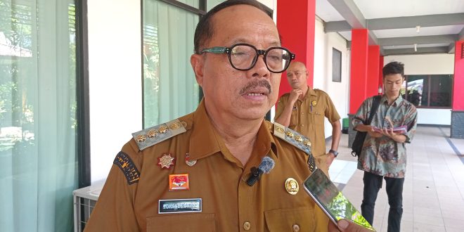 Bupati Sanggau Sebut Harga TBS Anjlok Akibat Kebijakan Ekspor Satu Pintu, Petani Tunggu Normalisasi