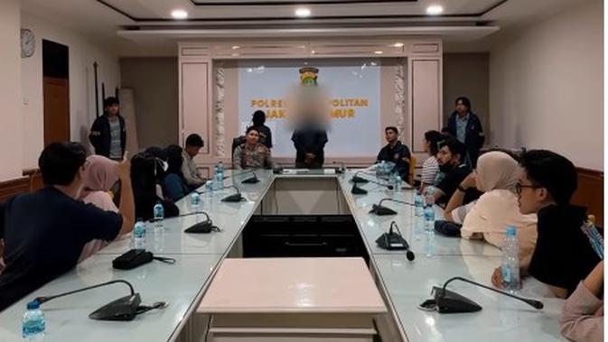 Polisi Pertemukan Pemilik WO Marwah dengan 58 Korban, Kerugian Capai Rp 2,6 Miliar