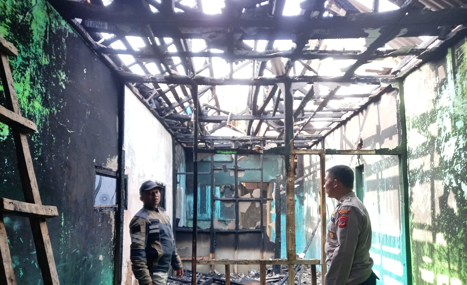 Kebakaran di Cigedug Hanguskan 80 Persen Rumah Warga, Kerugian Capai Rp100 Juta