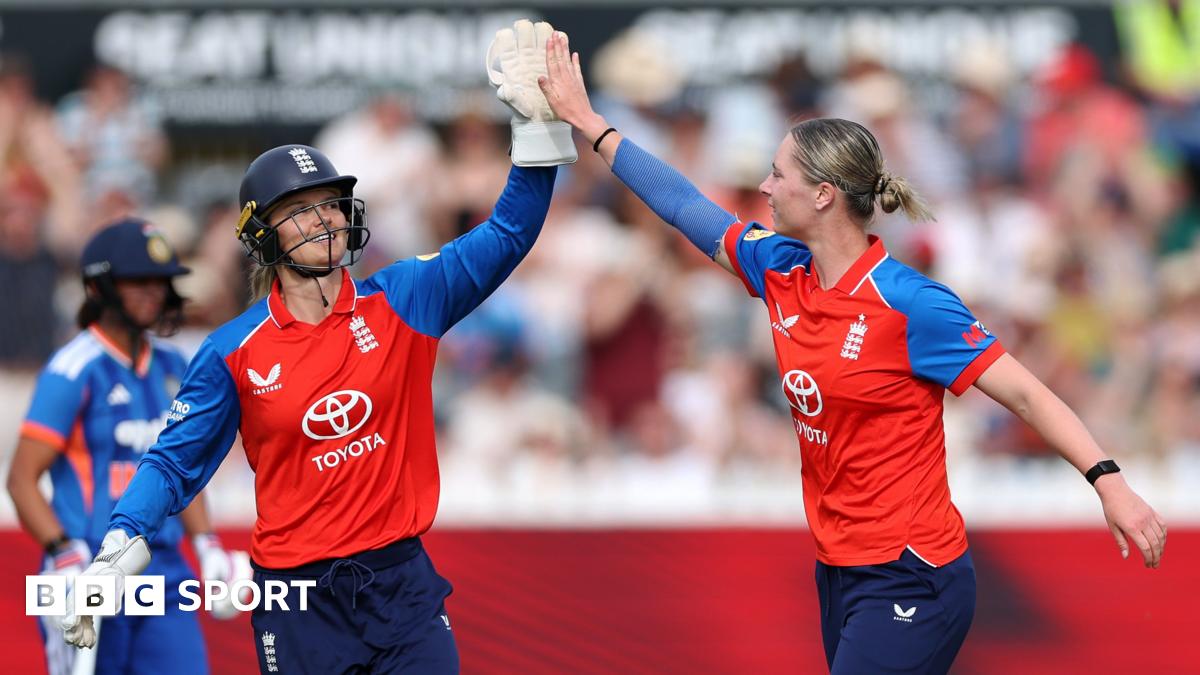 Freya Kemp Bawa Inggris Bangkit, Bungkam India 26 Run di T20 Bristol