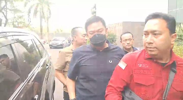 Wakil Bupati PALI Tiba di Kejati Sumsel dengan Pengawalan Ketat, Seorang Kepala Dinas Juga Diamankan