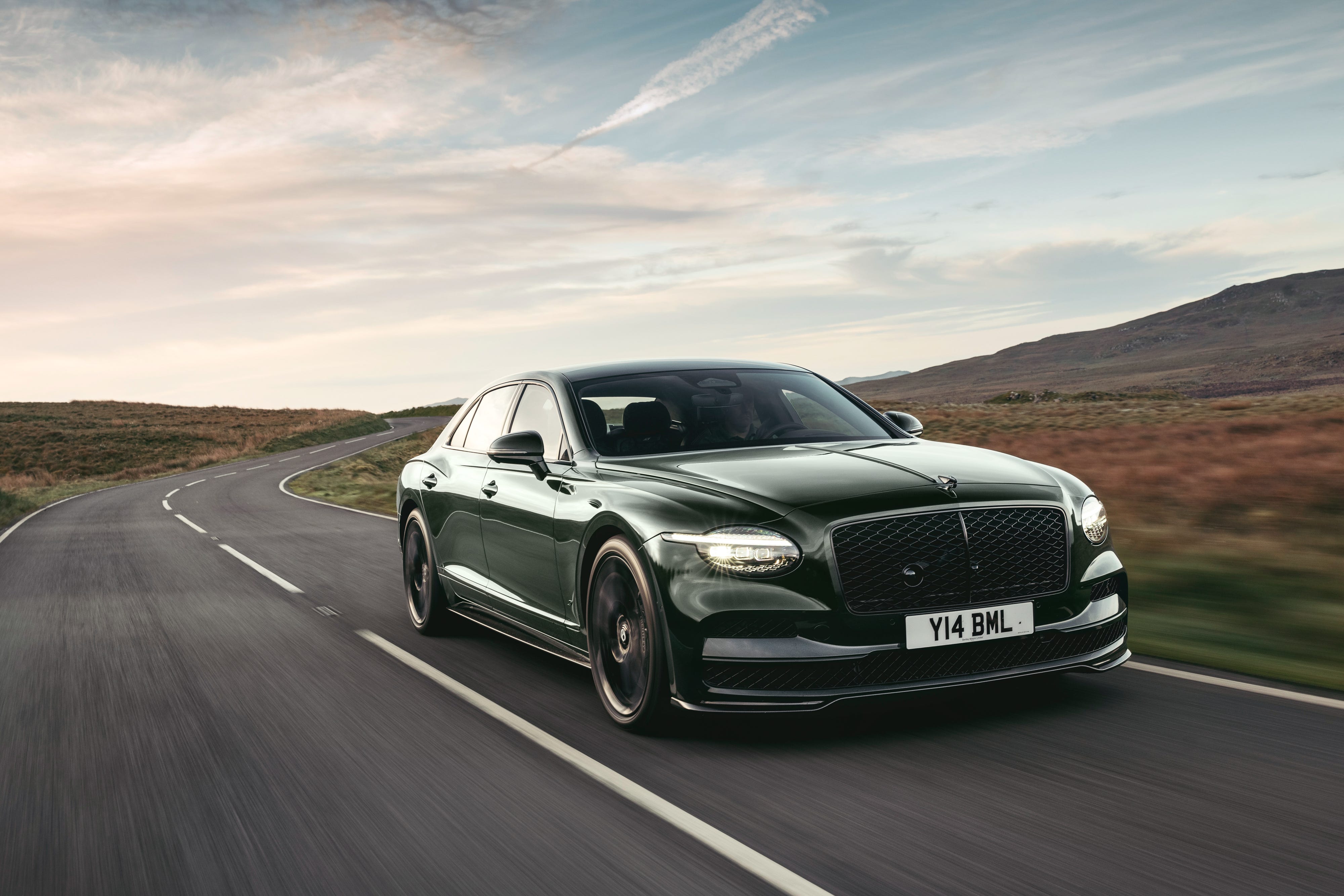 Bentley Flying Spur 2027 Resmi Meluncur, Hadirkan Varian S Baru dengan Diff Lock Elektronik