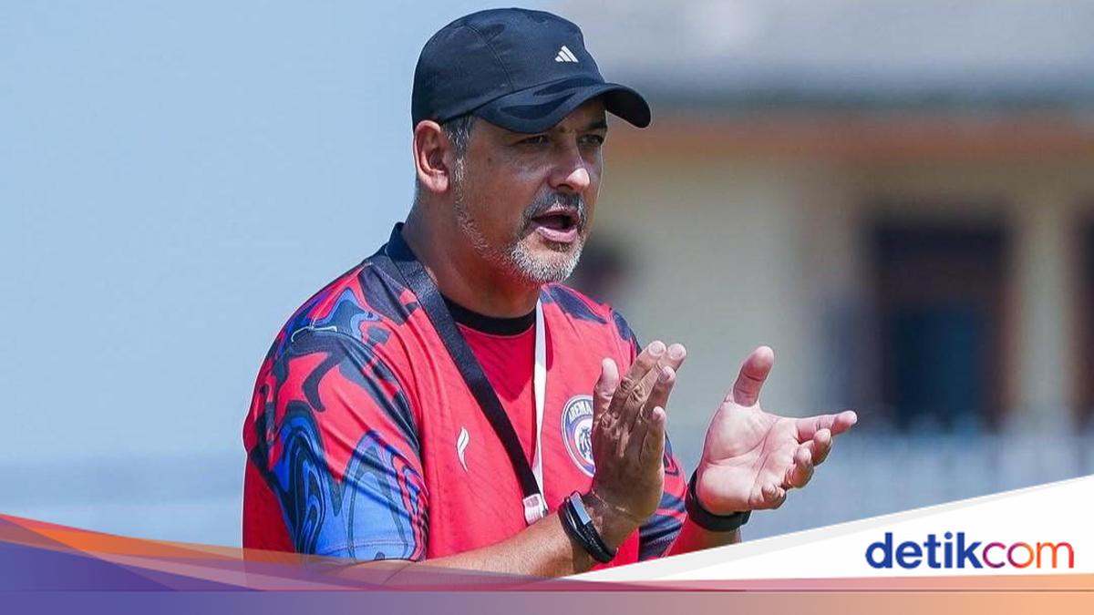 Arema FC Beri Sinyal Pertahankan Marcos Santos Usai Catatkan 33 Laga di Musim Perdana