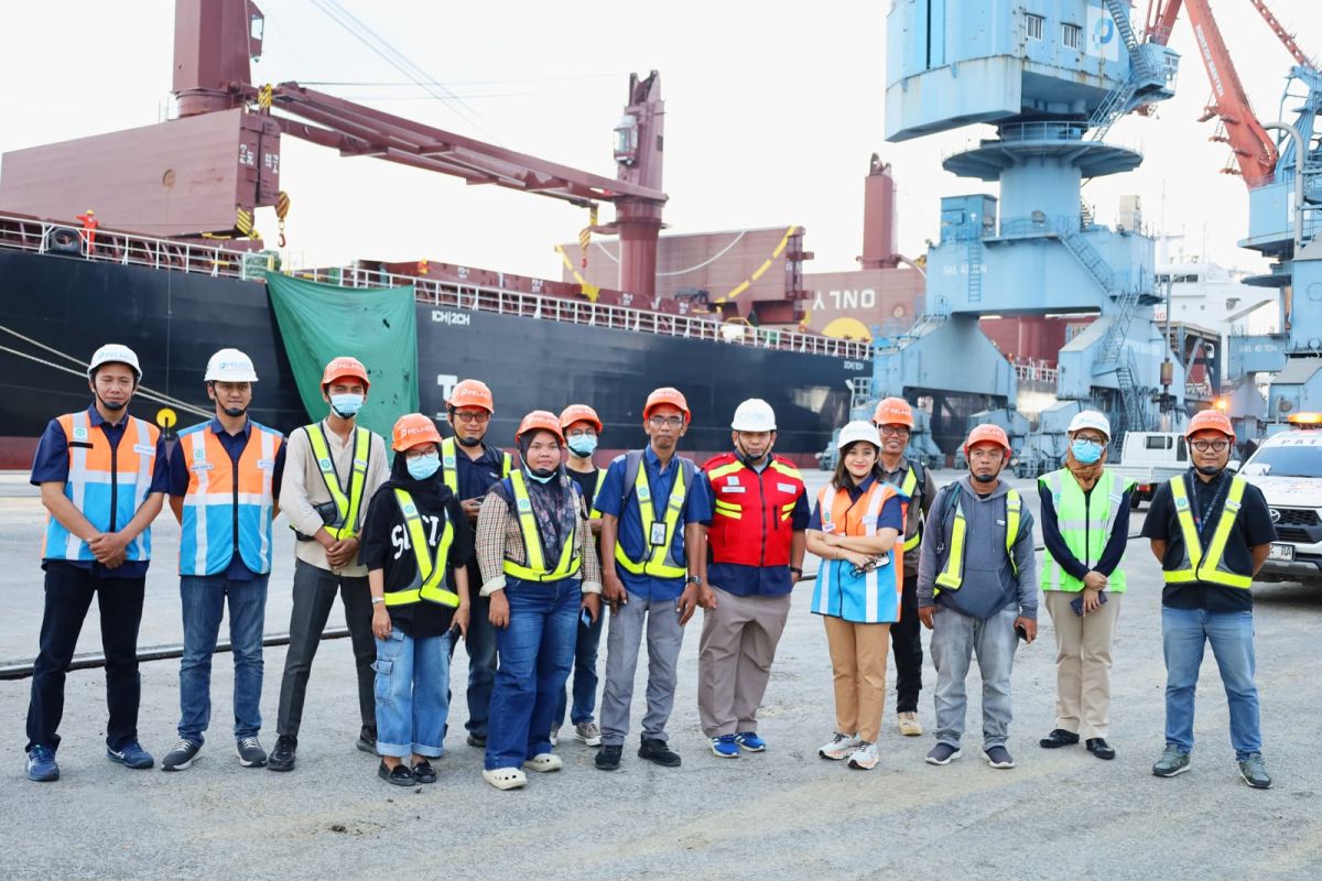 Pelindo Regional 2 Banten Buka Pelabuhan Ciwandan untuk Jurnalis, Perkuat Transparansi Logistik
