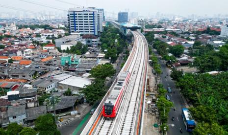Progres LRT Jakarta Fase 1B Tembus 93,07 Persen, Waskita Karya Kebut Uji Coba