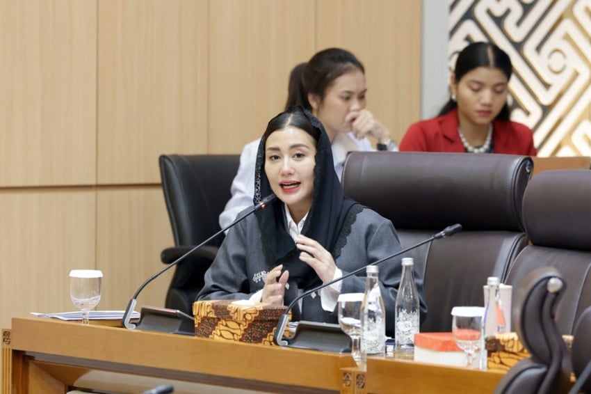 DPR Desak Menteri Pariwisata Prioritaskan Rute Penerbangan Langsung ke Daerah, Bukan Sekadar Promosi
