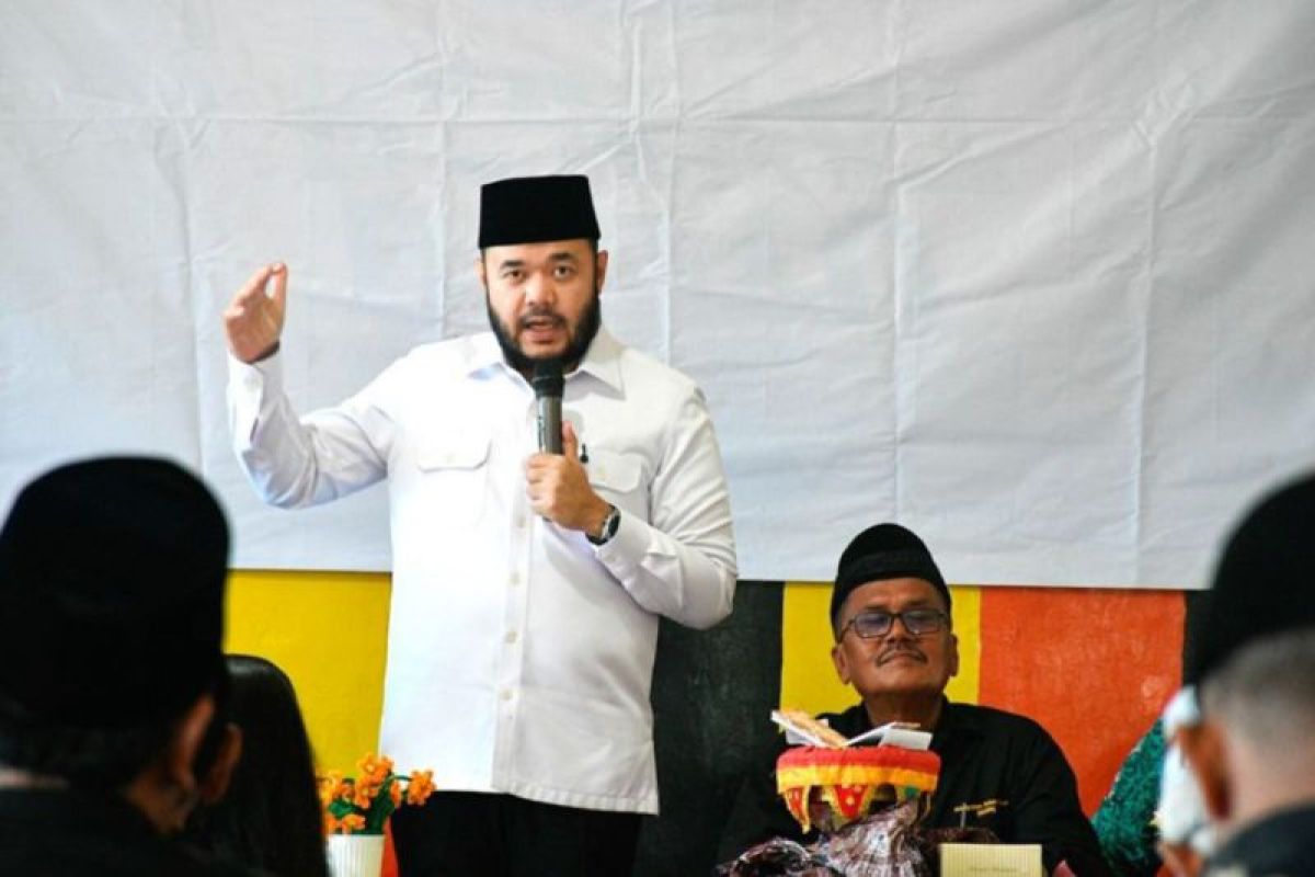 Wali Kota Padang Fadly Amran Canangkan Bungus Teluk Kabung Jadi Pusat Wisata Olahraga dan Home Base PSP