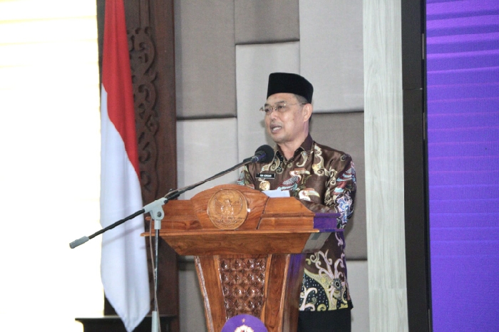 Gubernur Kalbar Ria Norsan Buka Seminar Kebangsaan, Tekan Generasi Muda Jadi Agen Perubahan di Tengah Multikrisis