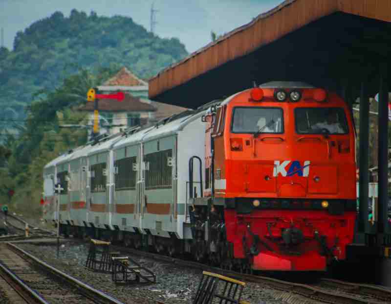 Mobilitas Melonjak, KAI Kirim 25 Kereta Baru dari Jakarta ke Sumatera Bagian Selatan