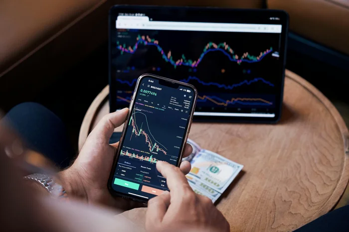 IHSG Anjlok 3,48% ke 5.734, Kapitalisasi Pasar Rp364 Triliun Lenyap dalam Sehari