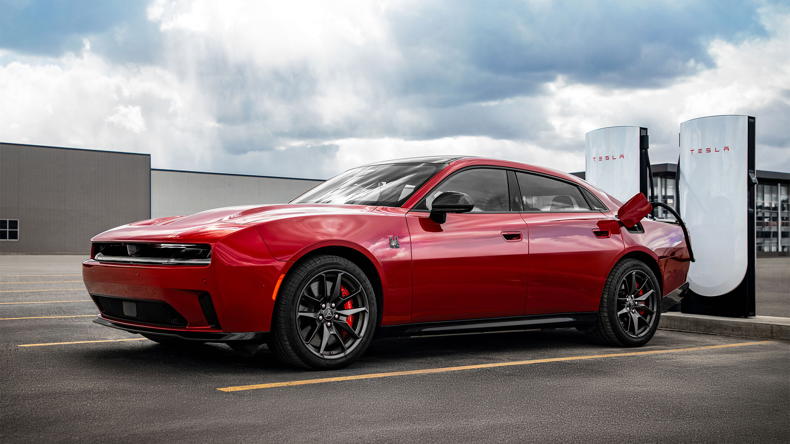Dodge Charger Daytona EV 2027 Naik Rp200 Juta Tanpa Ubahan Signifikan, Hanya Port NACS