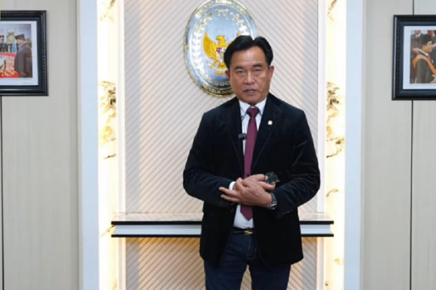 KPK Tahan Wakil Menteri Silmy Karim, Yusril Bongkar Praktik Percepatan Izin WNA Berbayar