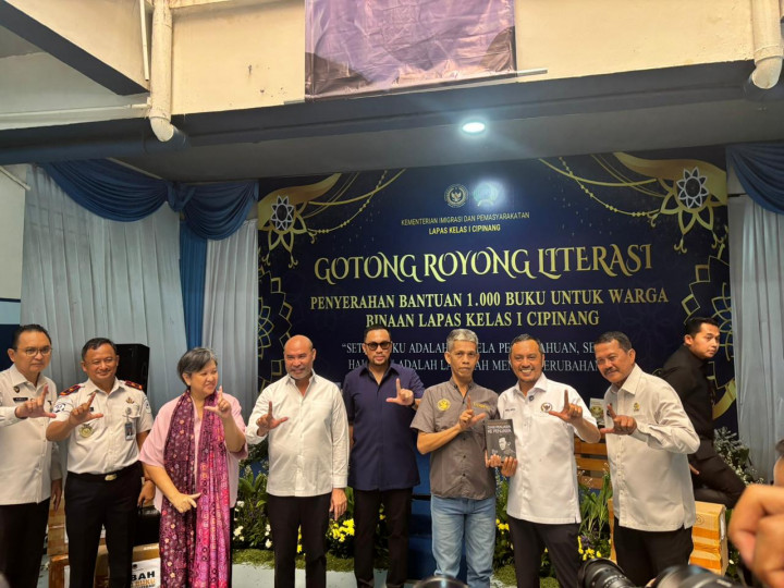 Fraksi NasDem DPR Serahkan 1.000 Buku ke Lapas, Dorong Literasi Jadi Pilar Pembinaan Warga Binaan