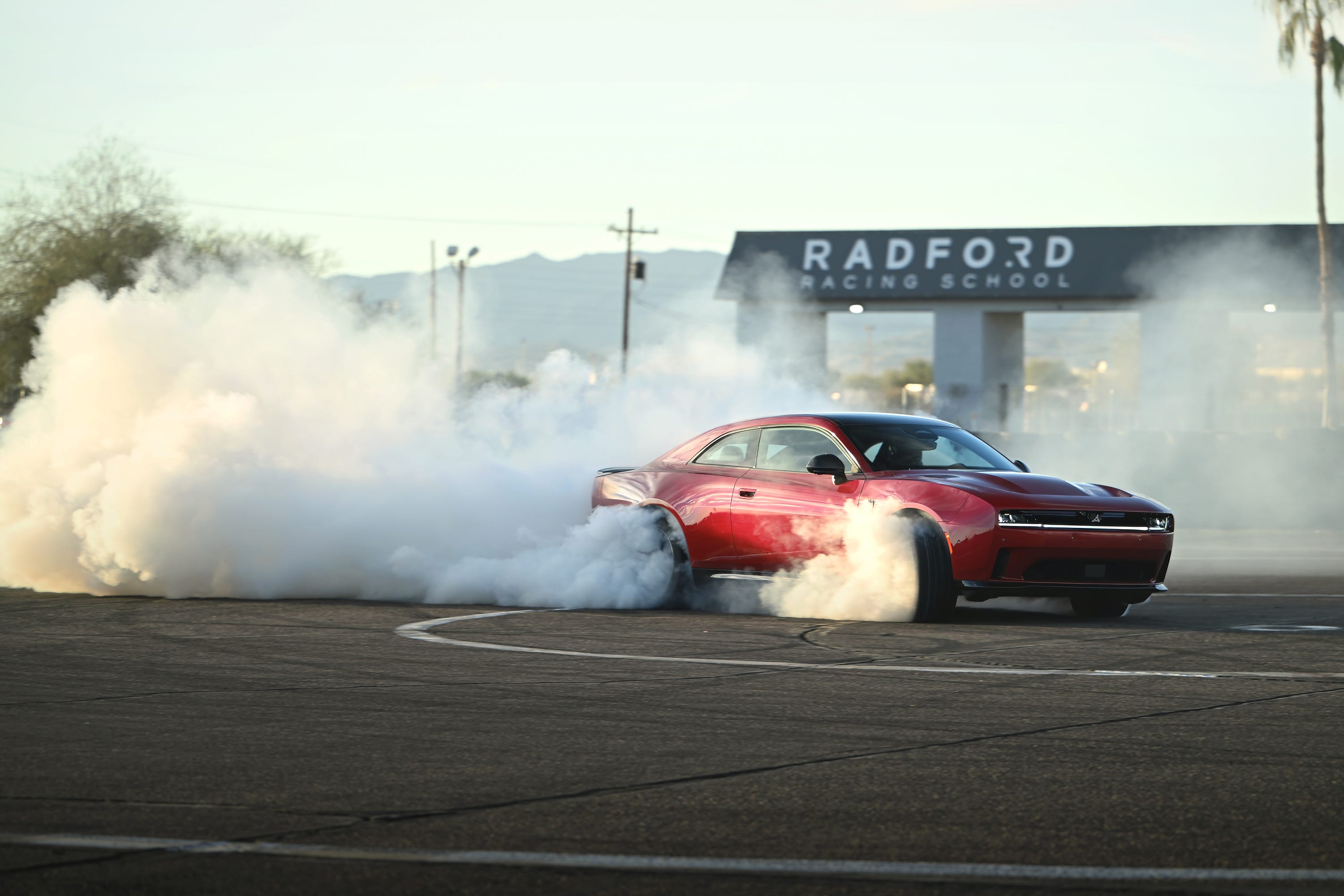 Dodge Charger Daytona EV 2027 Naik Harga Rp200 Jutaan, Ini yang Didapat Pembeli