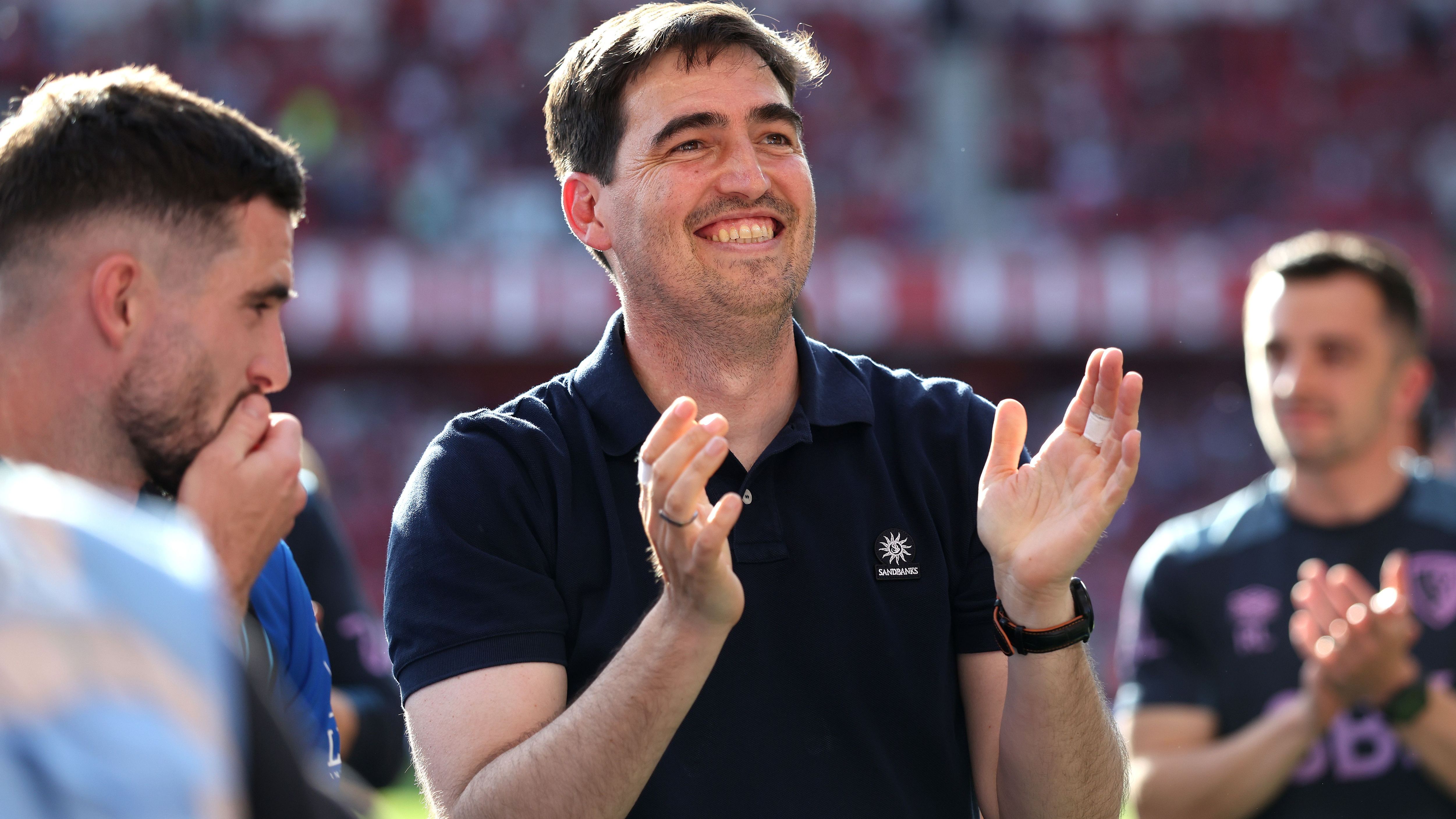 Andoni Iraola Resmi Tangani Liverpool, Gantikan Arne Slot yang Terdepak ke Peringkat Lima