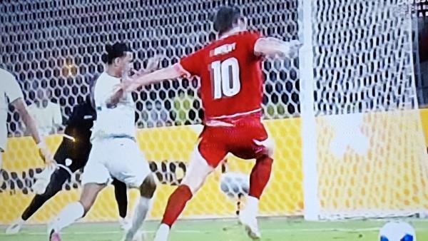 Dua Gol Hubner dan Romeny di Babak Pertama Bawa Timnas Indonesia Ungguli Oman 2-0