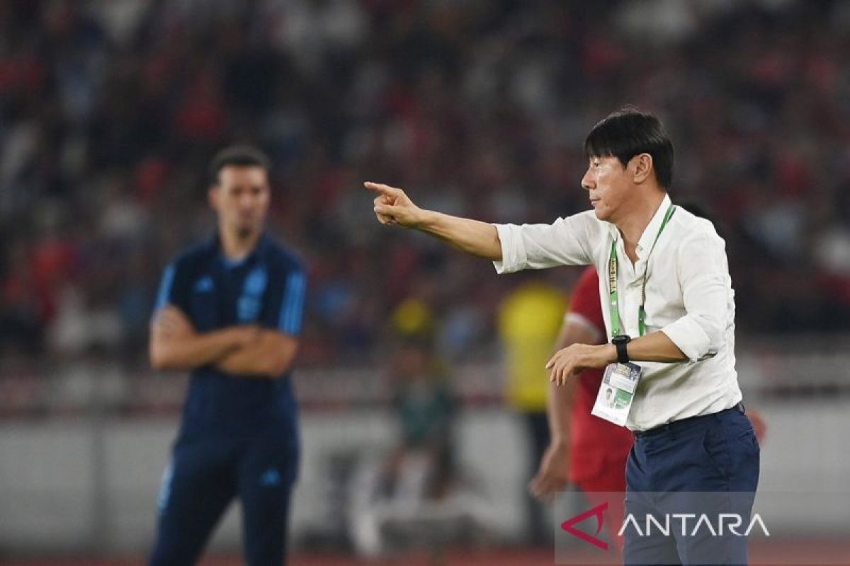 Media Korea Selatan Yakin Shin Tae-yong Akan Tangani Persija Jakarta Musim Depan