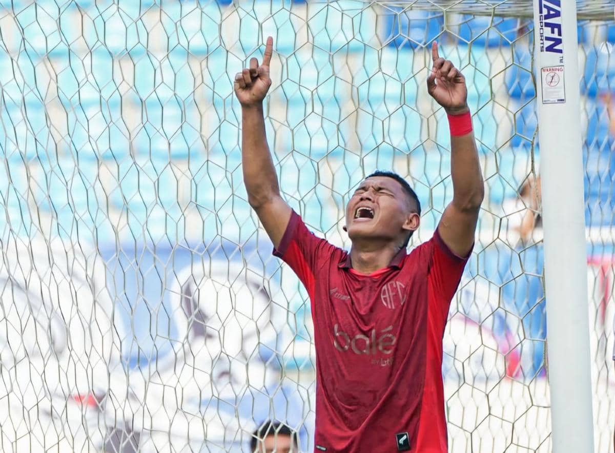 Arema FC Depak Dua Pemain Asal Tulehu, Iksan Lestaluhu dan Rifad Marasambessy Resmi Dilepas