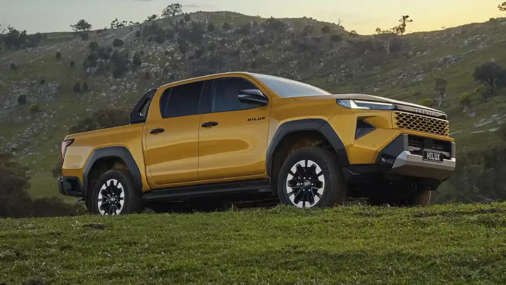 Toyota Hilux 2026 Meluncur di Jepang dengan Mesin Diesel, Varian Listrik Belum Ikut