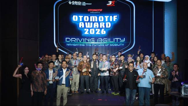 Toyota Veloz Hybrid Sabet Car of The Year, Wuling Darion PHEV Jadi Favorite Car di OTOMOTIF Award 2026