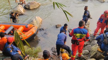Pencarian Hari Kedua, Bocah 6 Tahun Hanyut di Sungai Cianten Bogor Ditemukan Tewas