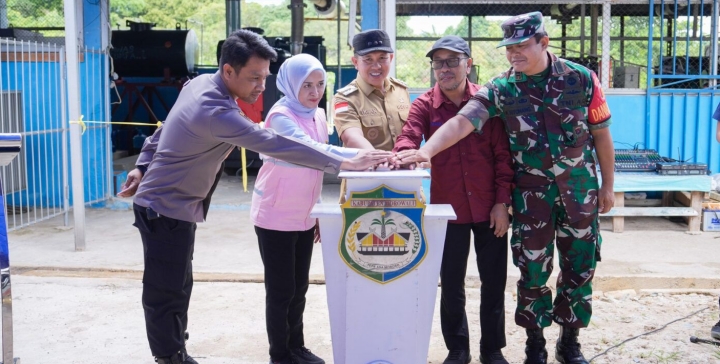 PLN Tambah Jam Nyala Listrik di Pulau Paku Morowali Jadi 18 Jam, Nelayan Bisa Produksi Es Ikan di Siang Hari