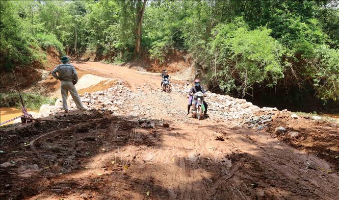 Jembatan Sementara Ma Da di Dong Nai Ambruk Diterjang Longsor, Warga Desak Proyek Jembatan Baru Segera Direalisasikan