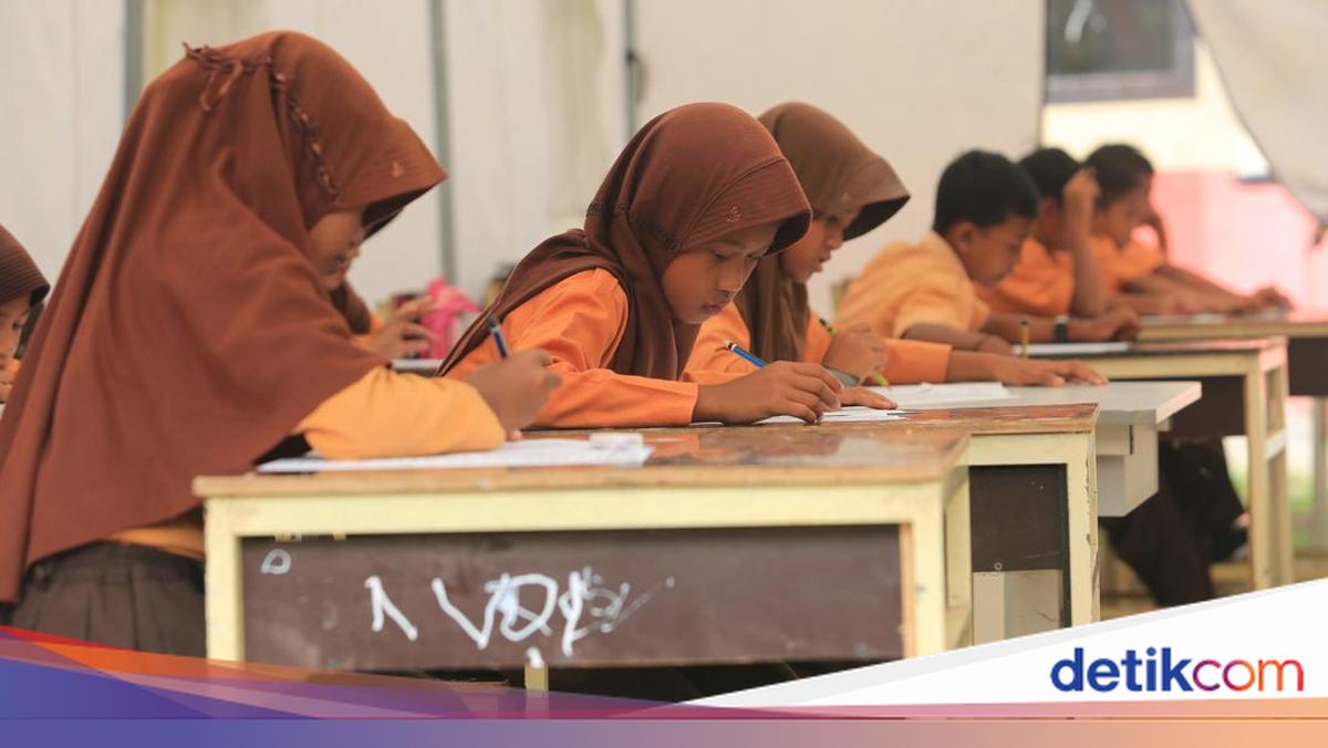 52 Sekolah di Aceh Masih Belajar di Tenda Darurat Pascabanjir, 12 di Antaranya di Aceh Tengah